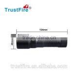 Wholesale TrustFire Aluminum Alloy Portable Scuba Flashlight DF008 With 1*CREE XM-L 2 Led 700 Lumen Diving Flashlight thumbnail-3