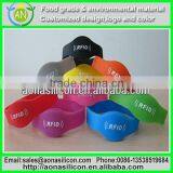 13.56MHZ Cheap Price for Silicone RFID Bracelet thumbnail-1