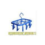 Plastic Hanger Clips thumbnail-1