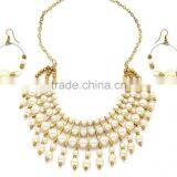 Pearl Neckpiece thumbnail-1