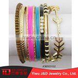 Good Quality Various Designs Style Fashion Artificial Bracelet thumbnail-1