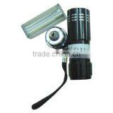 9 LED Flashlight thumbnail-1