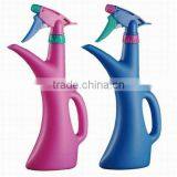 Plastic Garden Spray Bottle thumbnail-1