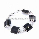 Charming Wooden Gift thumbnail-1