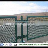Expanded Metal Cloth for Fence /pvc Coated Expanded Mesh Fence Panel thumbnail-3