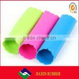 Eco-Friendly Wholesale Cheap Silicone Garlic Peeler Roller Magic Garlic Skin Remover thumbnail-6