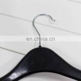China Supplier Top Class Black Plastic Hanger Coat Hangers thumbnail-3