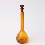 Volumetric Flasks and Graduates thumbnail-2