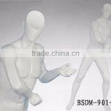 Men's Fencing Glossy Mannequin for Display thumbnail-4