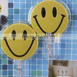 2PC Smile Face Shape Plastic Hook thumbnail-2
