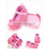 Summer Spring Beauty Product in Stock Cheap Baby Clothes Crocheted Bow Mini Baby Walker thumbnail-3