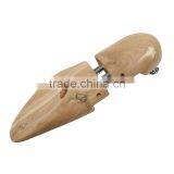 Factory Supply Top Selling Aromatic Red Cedar Wood Shoe Stretcher for Wholesale thumbnail-4