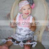 Newborn Baby Cloyhing Girls Leopard Floral Flower Appliqued Hospital Gown Rompers Set thumbnail-4