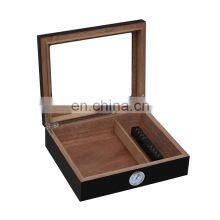Factory Oem Glass Top Handcrafted Cedar Portable Wooden Box Cigar Shop Humidor for Cigar With Humidifier thumbnail-2