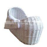 Pod Wicker Moses Basket in White thumbnail-1