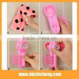 Wall Mounted Powerful Suction Cup Hook Hanger Plastic Bath Wall Hook thumbnail-3