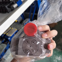 MOOG Servo Valve G761-3006B thumbnail-4