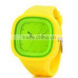 Bright Color Fashionable Square Case Silicone Rubber Watch thumbnail-4