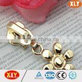 Shenzhen Xly Wholesale Gold Zipper Metal Sllider thumbnail-4
