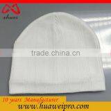China Oem Wholesale Fashion Custom Acrylic and Polyester Winter Knitted Beanie Hat thumbnail-4