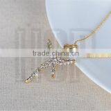 Best Selling Fashion Zinc Alloy Gold Plated Crystal Starfish Pendant thumbnail-2