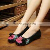 Women's Shoes Old Peking Flower Embroidery Slip On Flat Casual Cloth Walking Shoes Oxford Sole thumbnail-3