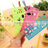 Spirograph Ruler Drawing Set Plastic Graphics Model Ruler Kids Toys Spirograph thumbnail-2