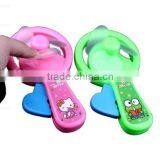 Cheap Plastic Mini Handy Dynamo Fan for Kids in Summer thumbnail-3