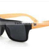 New Model Men Women Classic Natural Wooden Temple Sunglasses thumbnail-1