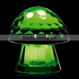 2016 Vivid green color crystal perfume bottle in unique design