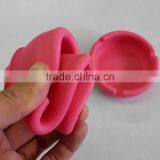 Hot Selling Promotional Gift Silkscreen Printing Round Silicone Ashtray thumbnail-4