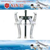 Two-Arm Gear Puller Hand Tool thumbnail-1