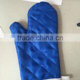 Wholesale Promitional Durable Funny Shivering Oven Mitt thumbnail-2