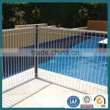 retractable pool fence