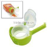 Seal & Pour Bag Clip thumbnail-3