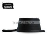 TRIONFO Single Handle Round Cast Iron Pre-seasoned Camping Pot With Lid thumbnail-4