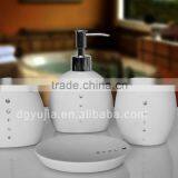 White Painting Bathroom Accessory Set With Czech Drill for Hotel and Home thumbnail-1
