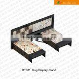 DT081 Metal Carpet Display Stand