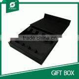 RIGID MAGNETIC FOLDING BOX thumbnail-1