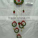 Ceramic Christmas Wreath Hanger thumbnail-1