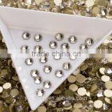 Great 16 Cut Facets Crystal Flatback Rhinestones for Sale Loose Glass Stones for Nail Art and Shoes thumbnail-4