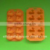 Animal Shape Silicone Ice Cube Tray thumbnail-1