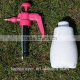 1L Top Pressure Hand Water Pump Garden Sprayer thumbnail-2