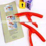 CY125 Shrimp Deveiner and Peeler Prawn Seafood Shell Curved Peeler thumbnail-4