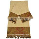 Factory Sale Elegant Design Embroidery Applique Face Towel thumbnail-2