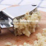 Cheap Home Stainless Steel 430 Stainless Steel Garlic Press Commercial Garlic Press Peeler thumbnail-3