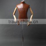 Woods Mannequin thumbnail-2