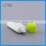 Screw Cap Cosmetic pe Lotion Bottle thumbnail-3