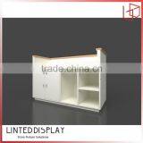 Fancy Commercial Modern Cash Counter Design