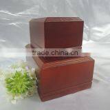 Custom Wood Material Pet Funeral Urn for Cremation thumbnail-1